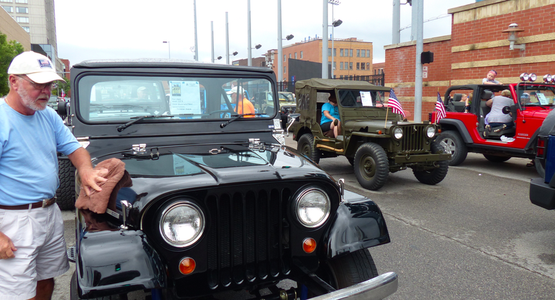 Illustration for article titled Bask In The Explosion Of Jeepness At The Toledo Jeep Festival
